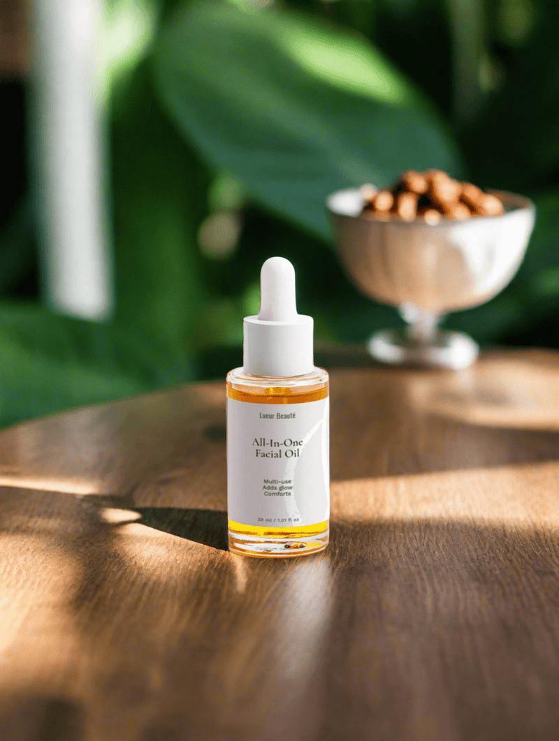 All - in - One Facial Oil – With Avocado & Jojoba for Deep Hydration & Glow - Lueur Beauté