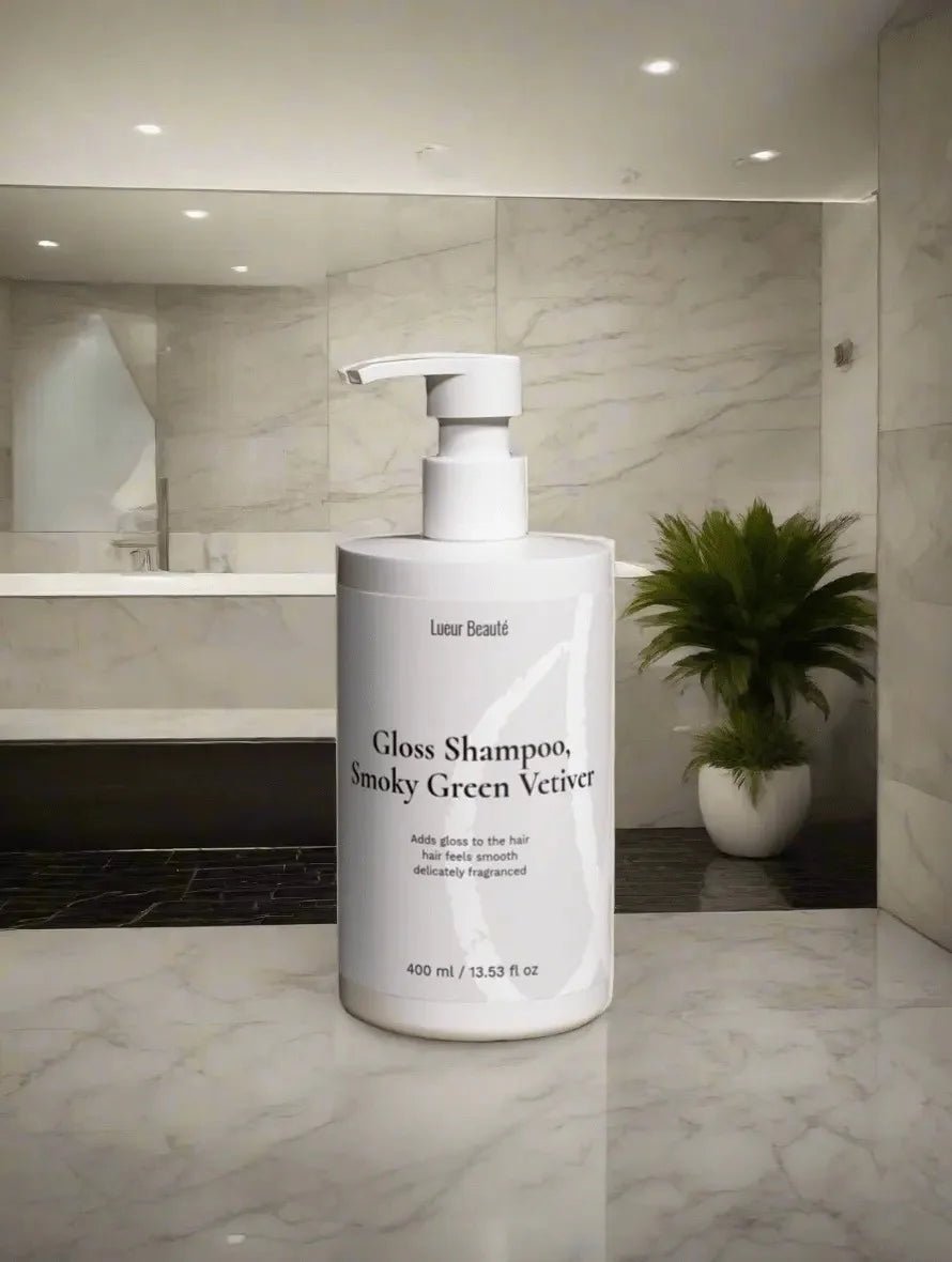 Gloss Shampoo – Green Vetiver Scent, Gentle Shine & Daily Care, 400 ml - Lueur Beauté