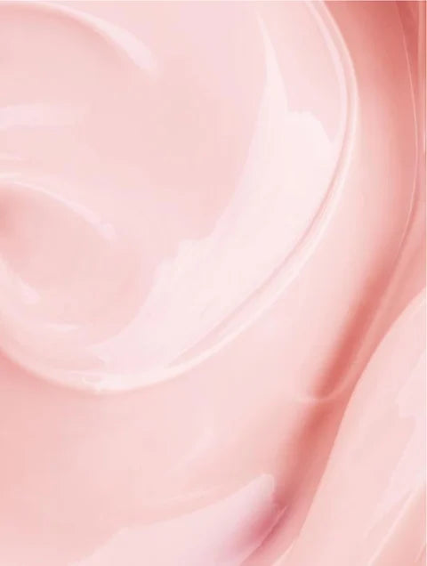 Lightweight gel-like texture of hydrating serum designed for fast absorption and long-lasting moisture