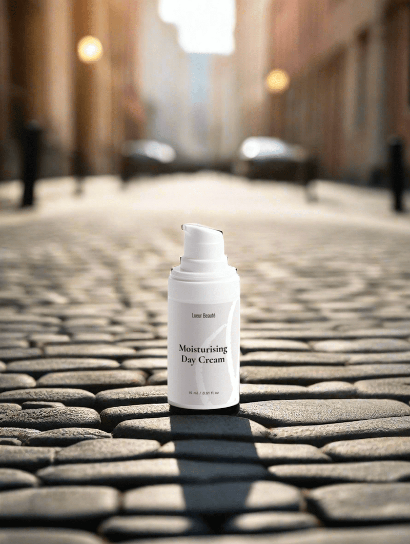 Moisturising Day Cream with Hyaluronic Acid – Plumps, Hydrates & Nourishes - Lueur Beauté