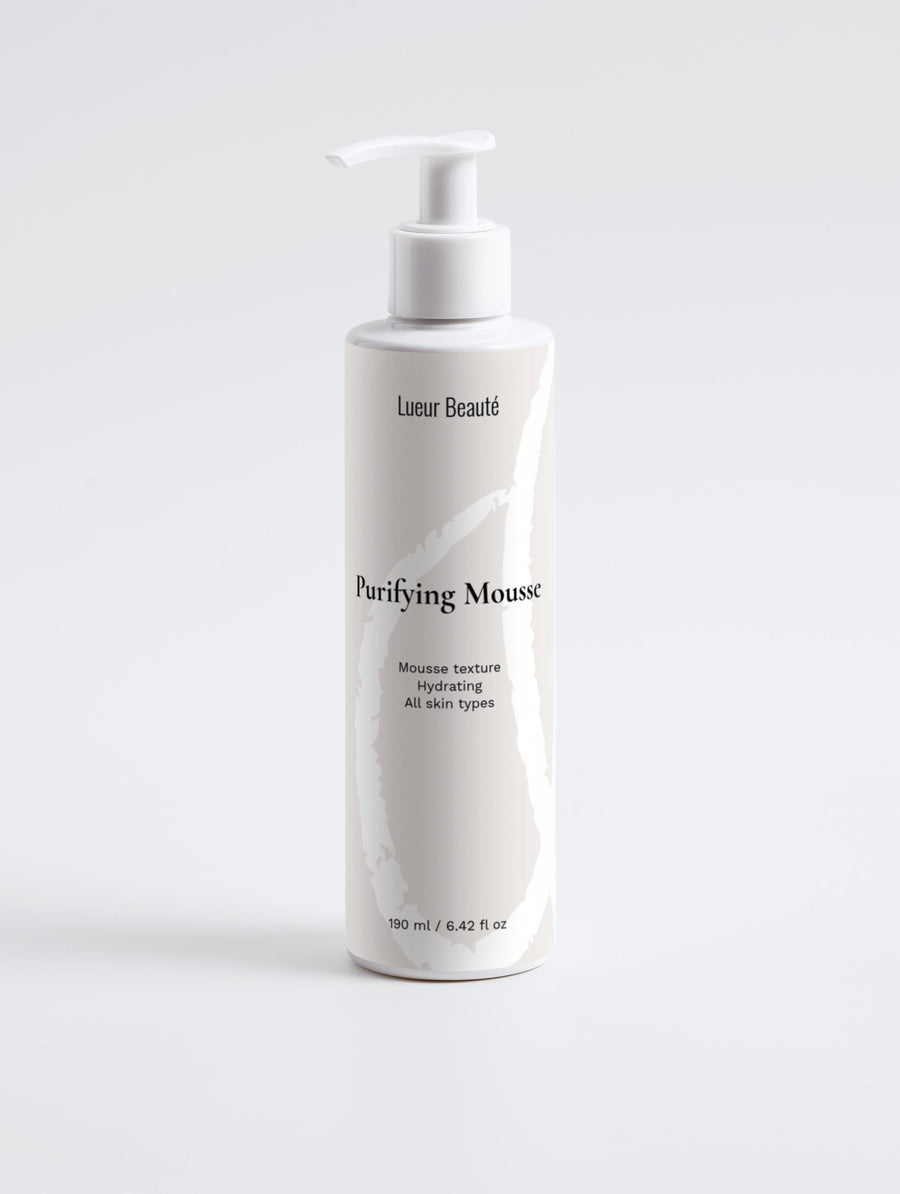 Purifying Facial Mousse – Gentle Cleansing Foam with Aloe Juice & Blackberry Extract - Lueur Beauté