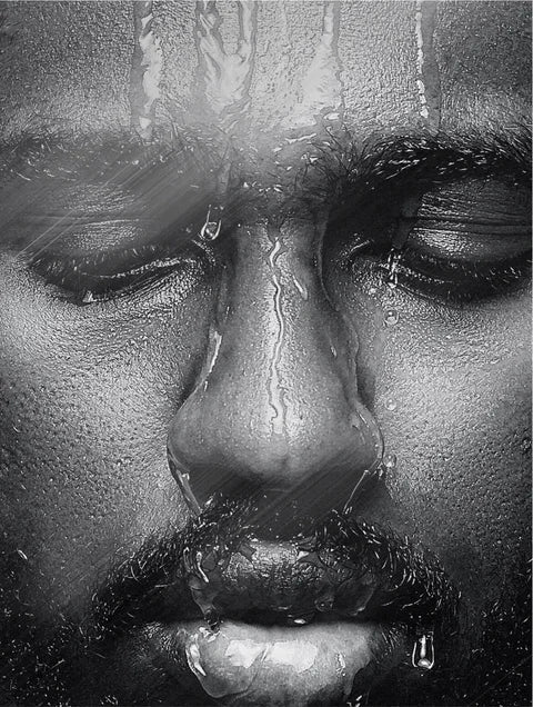 refreshed skin with water symbolising deep cleansing and pore purifying toner with salicylic acid