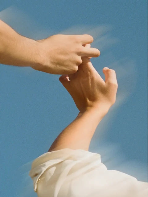 Sun protection SPF50 stick no tint designed for easy reapplication during outdoor activities